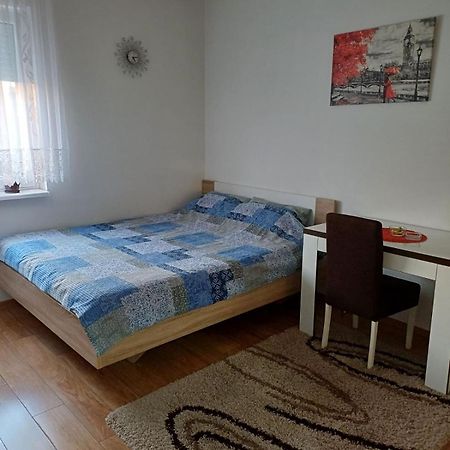 Stan Na Dan Apartment โลซนิตซา ภายนอก รูปภาพ