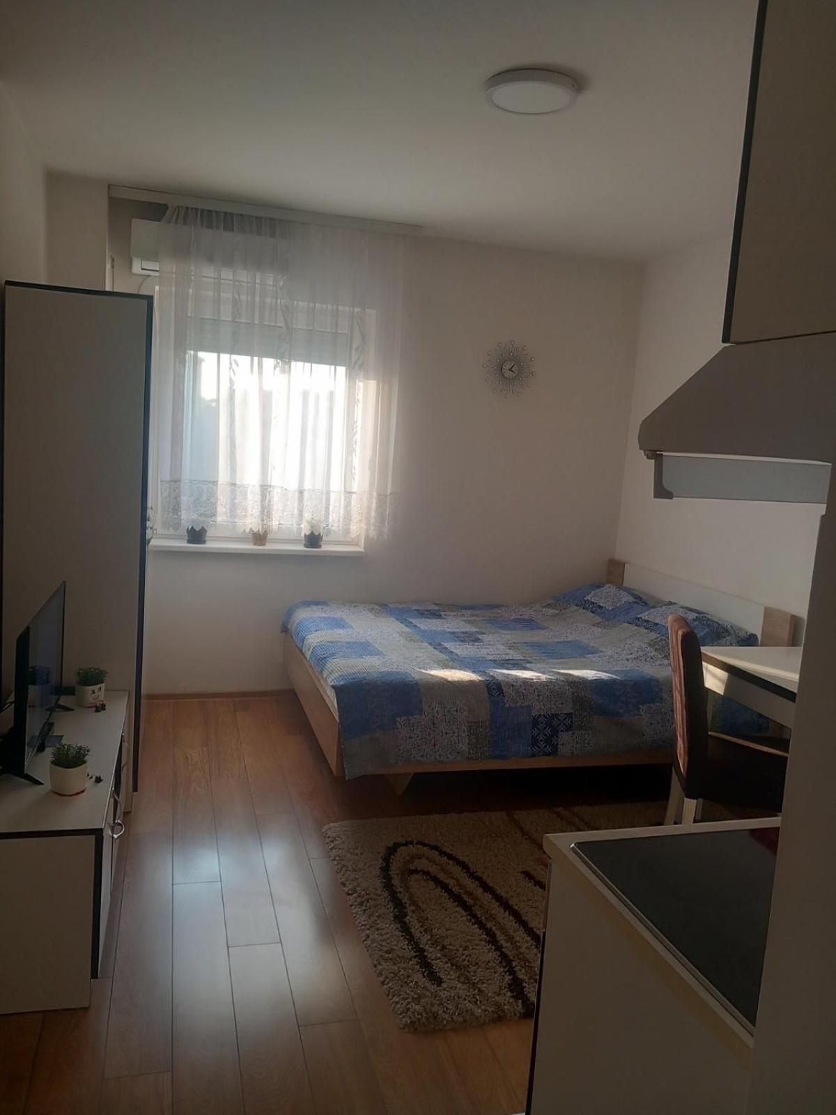 Stan Na Dan Apartment โลซนิตซา ภายนอก รูปภาพ