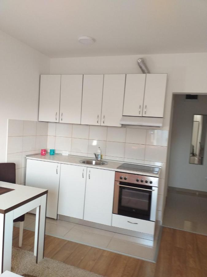 Stan Na Dan Apartment โลซนิตซา ภายนอก รูปภาพ